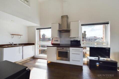 Sitting Room / Kitchen