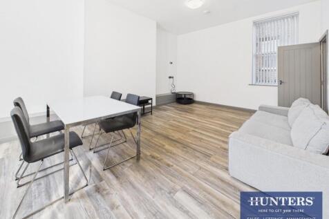 Sitting Room/ Dining