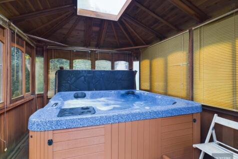 Outhouse/Hottub