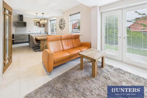 Kitchen / Living Room