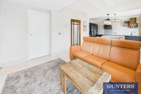 Kitchen / Living Room