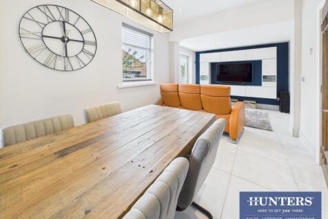 Kitchen / Living Room