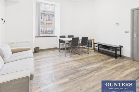 Kitchen/Living Area
