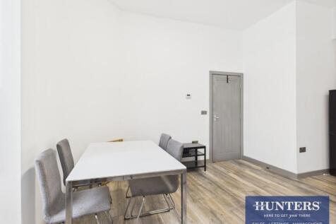 Kitchen/Living Area