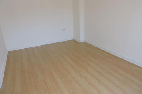 Bedroom 3/Dining room