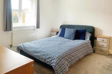 5764d165-Main 20bed
