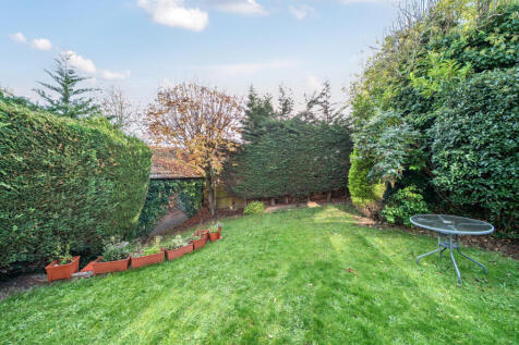 1369709-12-690097...