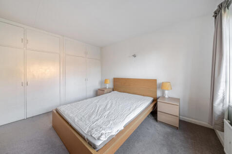 1377067-3-691eebd...