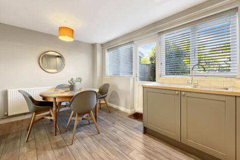 30e87726f03b5c09ff76bc4458576b906dee5794