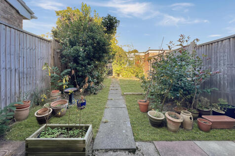 c9a2c10e74360fc2efa42d11ad77998bab831df1