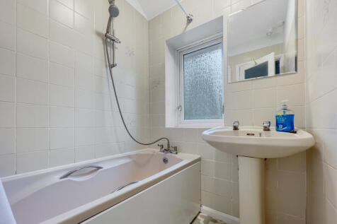 8321db076d251404d5cec71f90399a54ff845a25