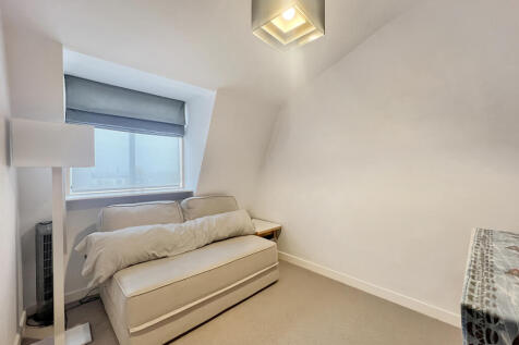 7b488394456d964184dfab9c1e57621968de1fbd