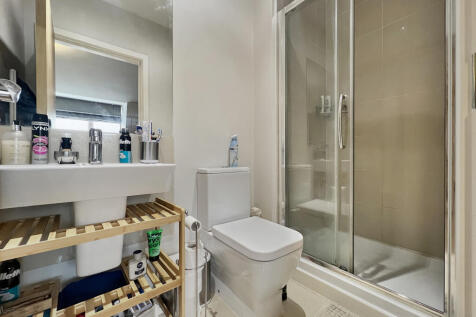 6e5fb83c2646a6073163e028d66e73c49ac6c1d5