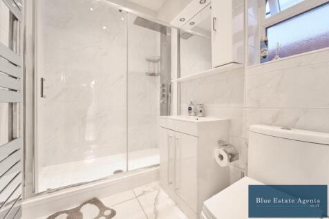 Ground Floor Shower Suite