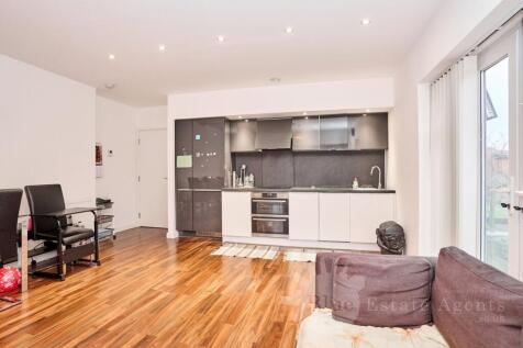 Open Plan Kitchen &amp; Lounge