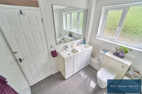 Bathroom Suite