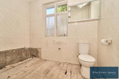 Bathroom Suite