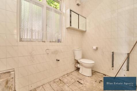 Bathroom Suite