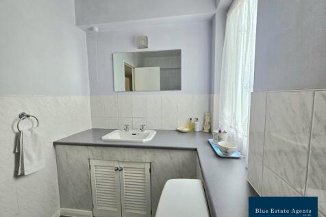 Bathroom Suite
