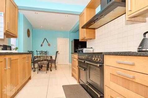 Extended Kitchen And Diner