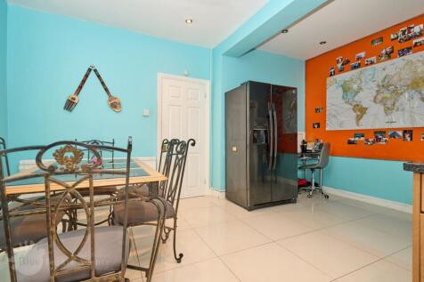 Extended Kitchen And Diner