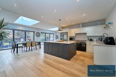 Open Plan Kitchen &amp; Diner