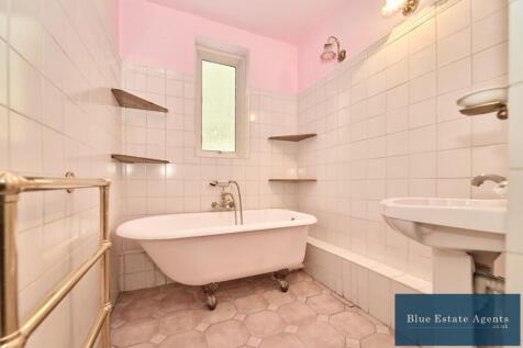 Ground Floor Bathroom Suite