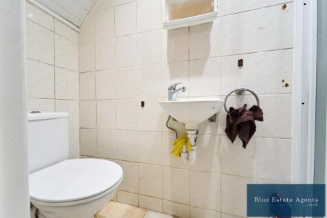 Ground Floor Shower &amp; WC
