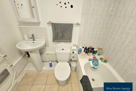 Family Bathroom Suite