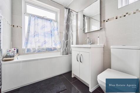 First Floor Family Bathroom Suite