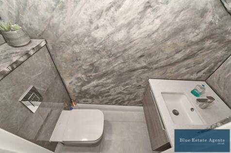 Ground Floor Separate WC