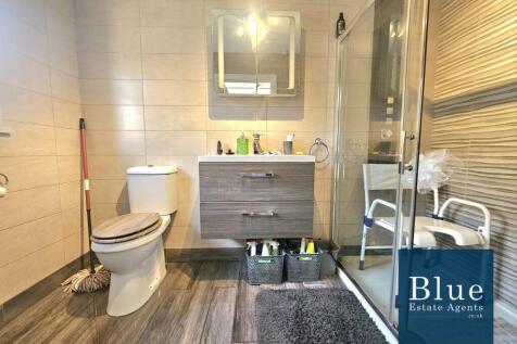 Outbuilding - Shower Suite 