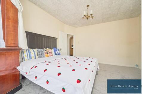 Ground Floor Front Reception Room