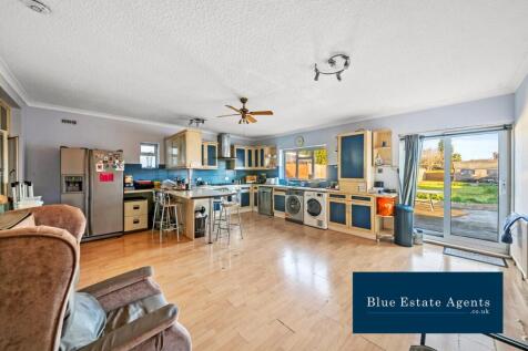 Extended Kitchen &amp; Diner