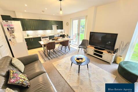 Open Plan Kitchen Lounge