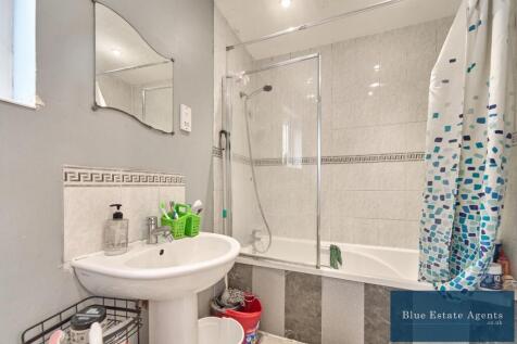 Family Bathroom Suite