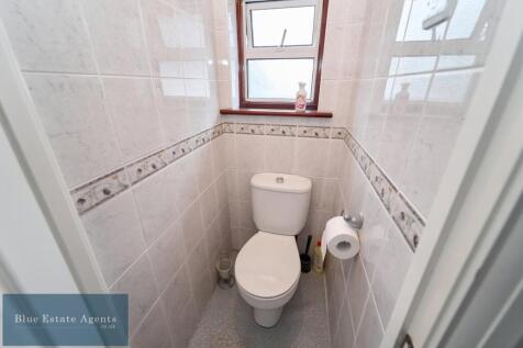 Separate WC