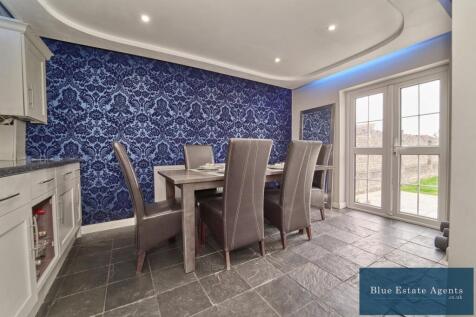 Kitchen &amp; Diner