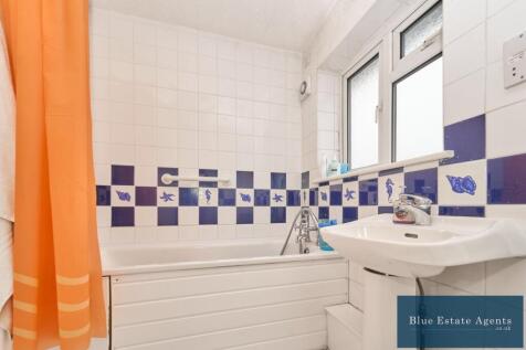 Family Bathroom Suite