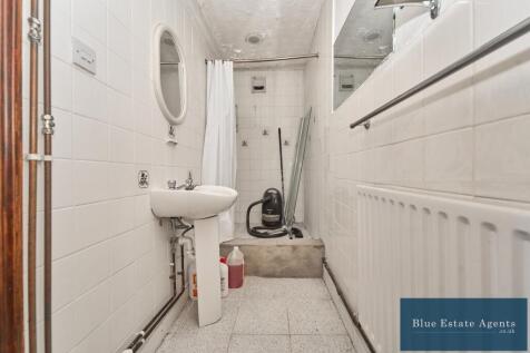Out Building Shower Suite &amp; WC