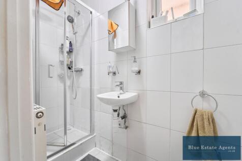 Ground Floor Shower Suite
