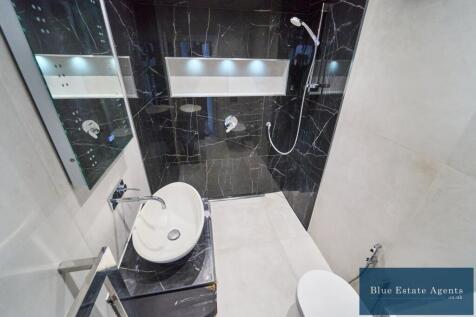 Ground Floor Bedroom En-Suite