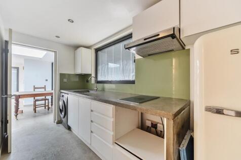 Kitchen/Utility