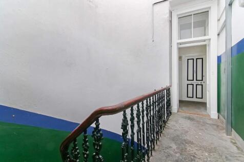 Communal Close