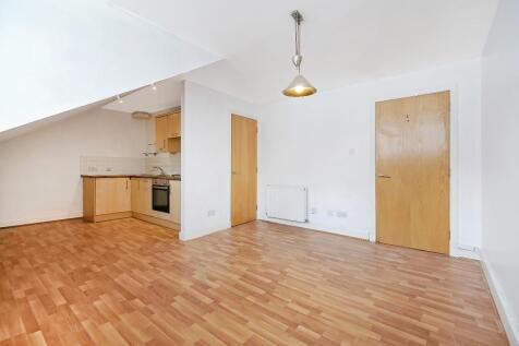 Lounge/Kitchen