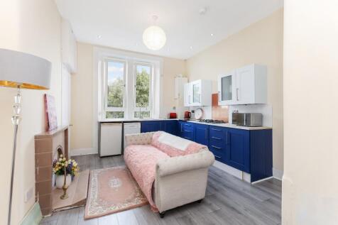 Lounge/Kitchen