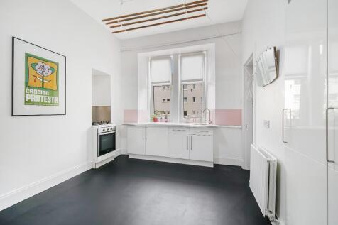 Kitchen/ Dining Area
