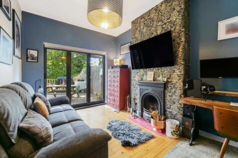 Family Room/ Bed 3