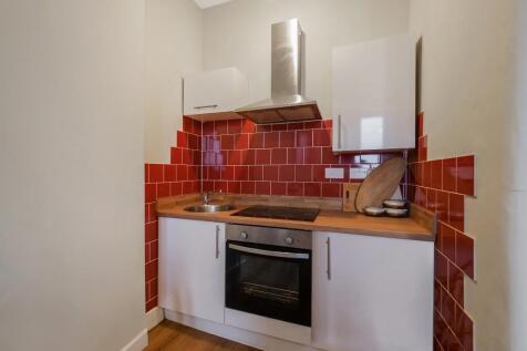 Kitchen/ Dining Area