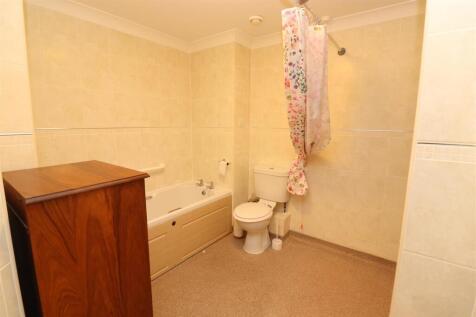 Bath / Shower Room / WC
